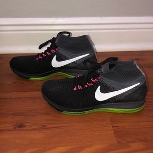 Nike Zoom All Out Flyknit